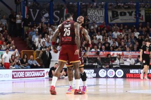 Aamir Simms and Rayvon Tucker reportedly on the notebook of multiple Euroleague clubs