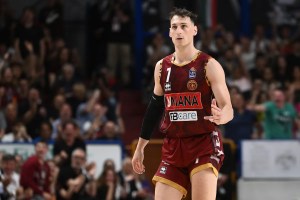 Vanoli Cremona al lavoro: Casarin e Veronesi in arrivo, si tratta con Burns