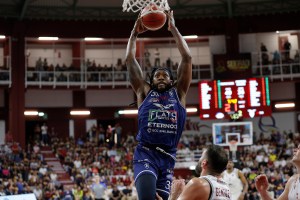 “Fortitudo, adesso o mai più” titola il Corriere dello Sport