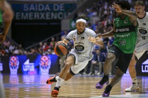 Joventut Badalona reportedly to sign Devon Dotson