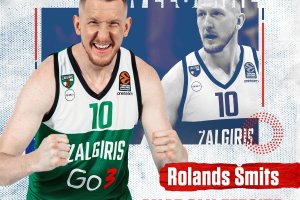 Anadolu Efes officially signs Rolands Smits