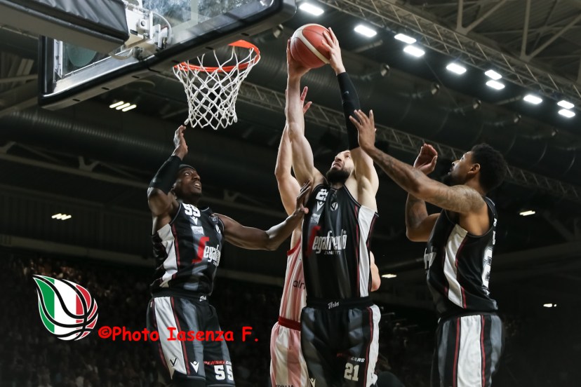 Play-off Segafredo Virtus Bologna- EA7 Emporio Armani Milano Tornik’e Shengelia