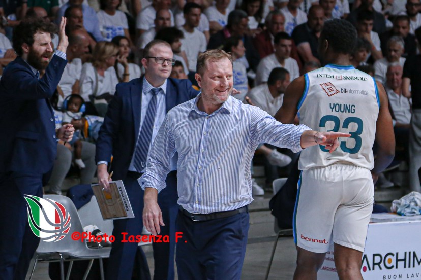 A2 finale play off Acqua S. Bernardo Cantù - Pallacanestro Trieste Devis Cagnardi