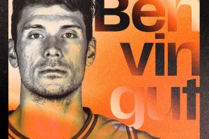 Valencia Basket signs Ethan Happ