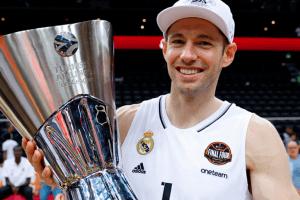 Fabien Causeur avvisa l’Olympiacos: “Real Madrid la squadra più pericolosa”