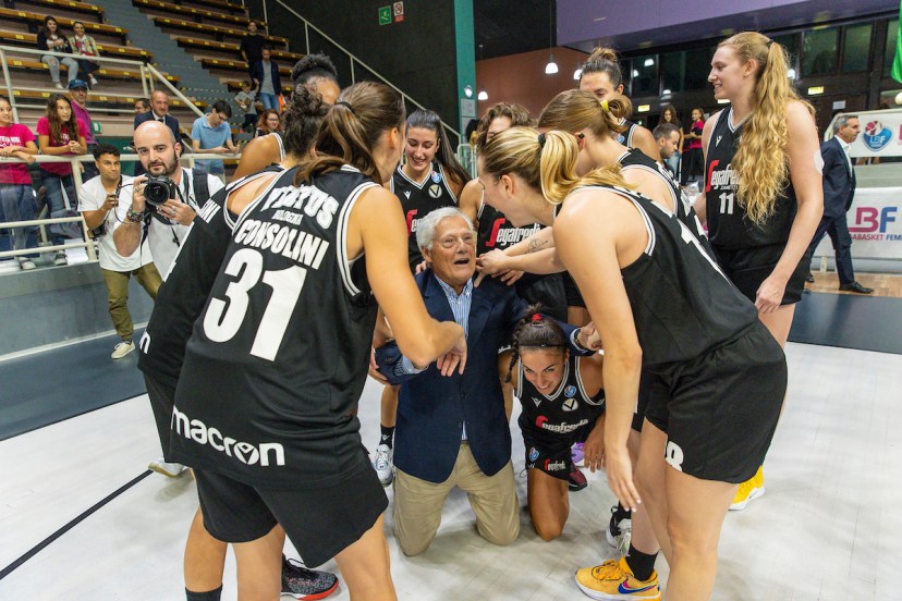 Massimo Zanetti femminile