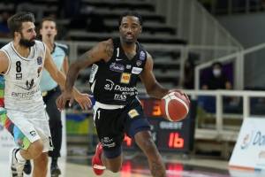 Colpo di mercato per l’UCC Assigeco Piacenza: firmata la guardia statunitense Desonta Bradford