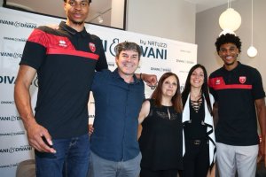 Varese, presentati Justin Gray e Kaodirichi Akobundu-Ehiogu