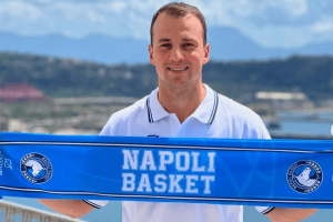 Napoli, Kevin Pangos è arrivato in città