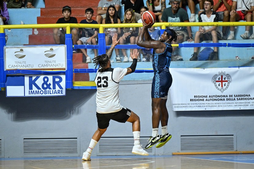 Brian Fobbs dinamo