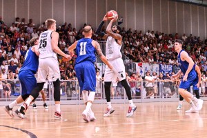 Estra Pistoia: si ferma in allenamento Elijah Childs