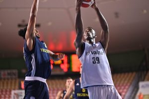 Valtur Brindisi: le condizioni di Kevin Ndzie