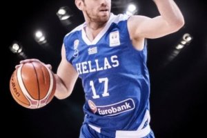 Vangelis Mantzaris officially signs with Mykonos