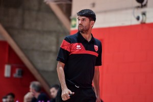 Openjobmetis Varese, coach Mandole: “Migliorare sulla costanza, Tyus porterà esperienza”