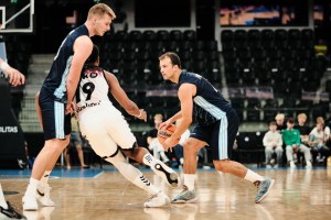 Napoli cede alla distanza a Tallinn, Bilbao ha la meglio e vince 95-78