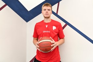 Estra Pistoia, Karlis Silins: “Metterò tanta pressione ed energia in ogni gara con questa maglia”