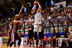 Bertram Derthona vince l’amichevole in casa della Libertas Livorno