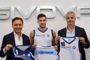 S.S. Napoli Basket, presentate le nuove maglie ufficiali targate Givova