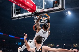 Rayjon Tucker aek