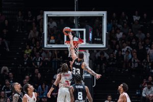 Virtus Bologna, coach Banchi in vista dell’Olimpia Milano: “Servirà partita attenta e cinica”