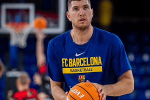 Barcelona: Injury to Joel Parra