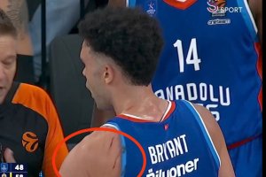 Biberovic and Bryant Ejected After Scuffle in Istanbul Derby