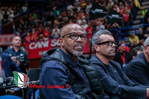 Olimpia Milano-Zalgiris Kaunas, in parterre anche Jerome Allen