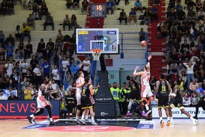 TOP NEWS del 13 ottobre – Il buzzer di Rowan, l’infortunio di Casarin e non solo