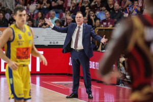 Aris Salonicco-Reyer Venezia, Spahija: “Giocare in Grecia difficile per tutti, ma non molleremo mai”