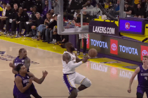 Davis esalta il Prescelto: LeBron continua a dimostrare al mondo perché è il migliore….