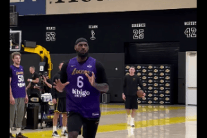Lakers: LeBron James non ha aspettative, Pelinka pronto a intervenire