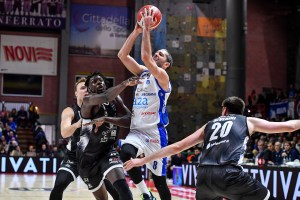 Ivanovic e Della Valle sugli scudi, Brescia supera Tortona