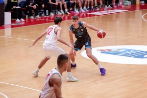 IBSA NextGen Cup 24/25 | I 29 di De Martin guidano la Vanoli Cremona al trionfo contro Estra Pistoia