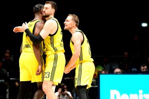 Virtus Bologna-Fenerbahce, Nigel Hayes-Davis la decide così