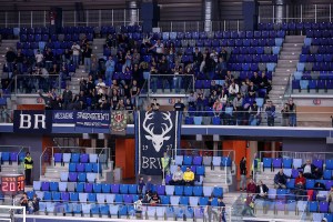 Brindisi, fortissima contestazione dei tifosi dopo la sconfitta sul campo di Milano