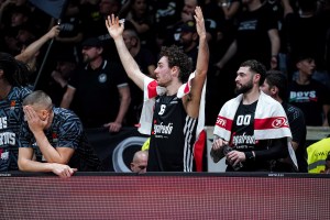 La Virtus Bologna batte un colpo in EuroLeague: Pajola manda KO un Maccabi mai domo. Ottimo Zizic
