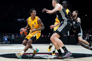 Zalgiris Kaunas close to signing Saben Lee