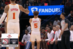 Dyson Daniels “spara” alla panchina dei Pelicans dopo la tripla?