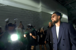Klay Thompson, l’accoglienza dei dipendenti dei Warriors è speciale
