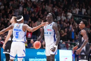 Pallacanestro Reggiana, Momo Faye diventerà italiano: il suo valore cresce