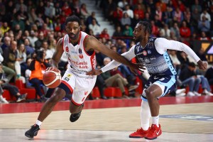 Varese, Desonta Bradford subito protagonista