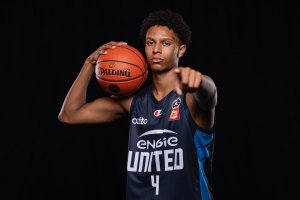 Dash Daniels signs with Melbourne United