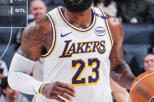 32 di Lebron, i Lakers vincono in casa dei Kings