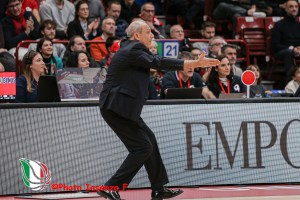 Olimpia Milano, coach Messina: “Tutti hanno dato il contributo. Nebo? Si parla di mesi, bella sfiga”