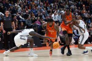 Costello manda in delirio la Fonteta! Il Valencia batte il Madrid ed è sempre più solo al comando