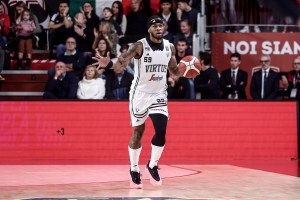 Vaqueros de Bayamon adds Rayjon Tucker for the finals