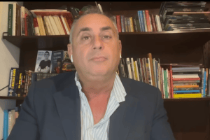 L’applauso di Jack Bonora a Luca Banchi: Un signore