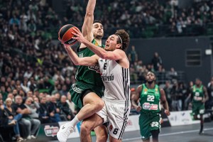 Panathinaikos Dominates Virtus Bologna in a High-Scoring Affair