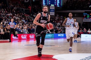 Difesa e Belinelli: la Virtus Bologna passa a Reggio Emilia
