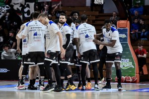 Tortona, De Raffaele: “Siamo una squadra che non molla mai, troviamo risorse da tanti giocatori”